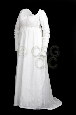 Woman's dress in white...