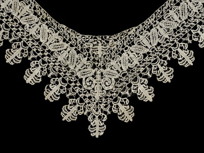 Lace, Punto in Aria collar.  Part...