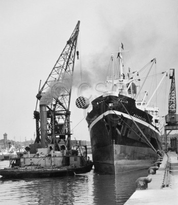 Glasgow's River Loading on...