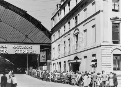 Queen Street Station - Fair...